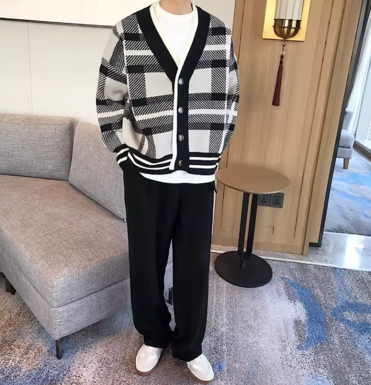 Oversized Plaid V-Neck Cardigan