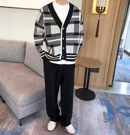 Oversized Plaid V-Neck Cardigan